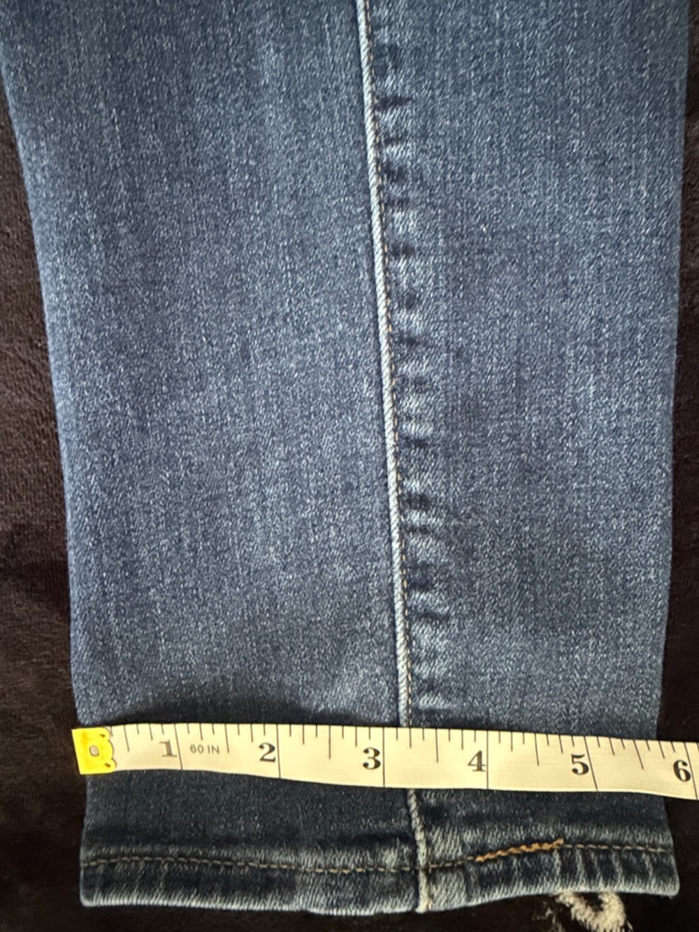 Levi's Women's high rise Skinny Jeans in Medium Blue Wash Denim Size 32 - Picture 5 of 8